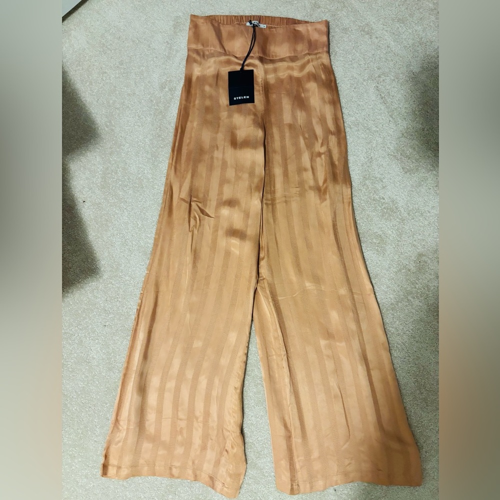 STELEN Eva Wide Leg Satin Pants - Blush- NWT- Size S